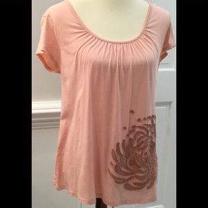 Garnet Hill appliqué tee. Small. Apricot color